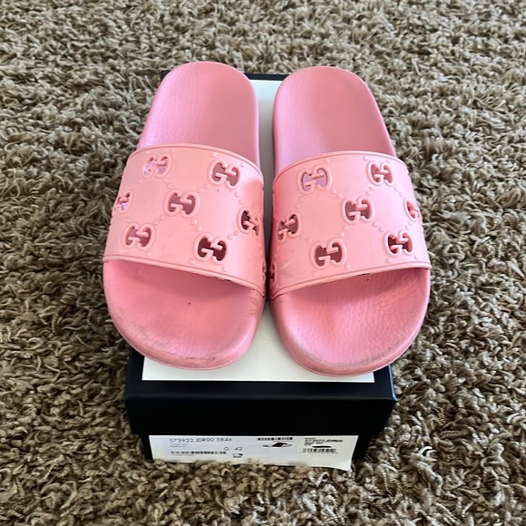 ✨💖GUCCI SLIDES💖✨